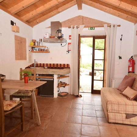 Quiet And Cottage In The Estate Casas Da Cerca Troviscais Exterior photo